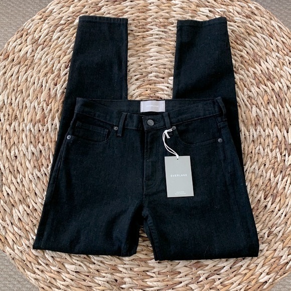 Everlane Black Mid-Rise Skinny Jean - Picture 4 of 15